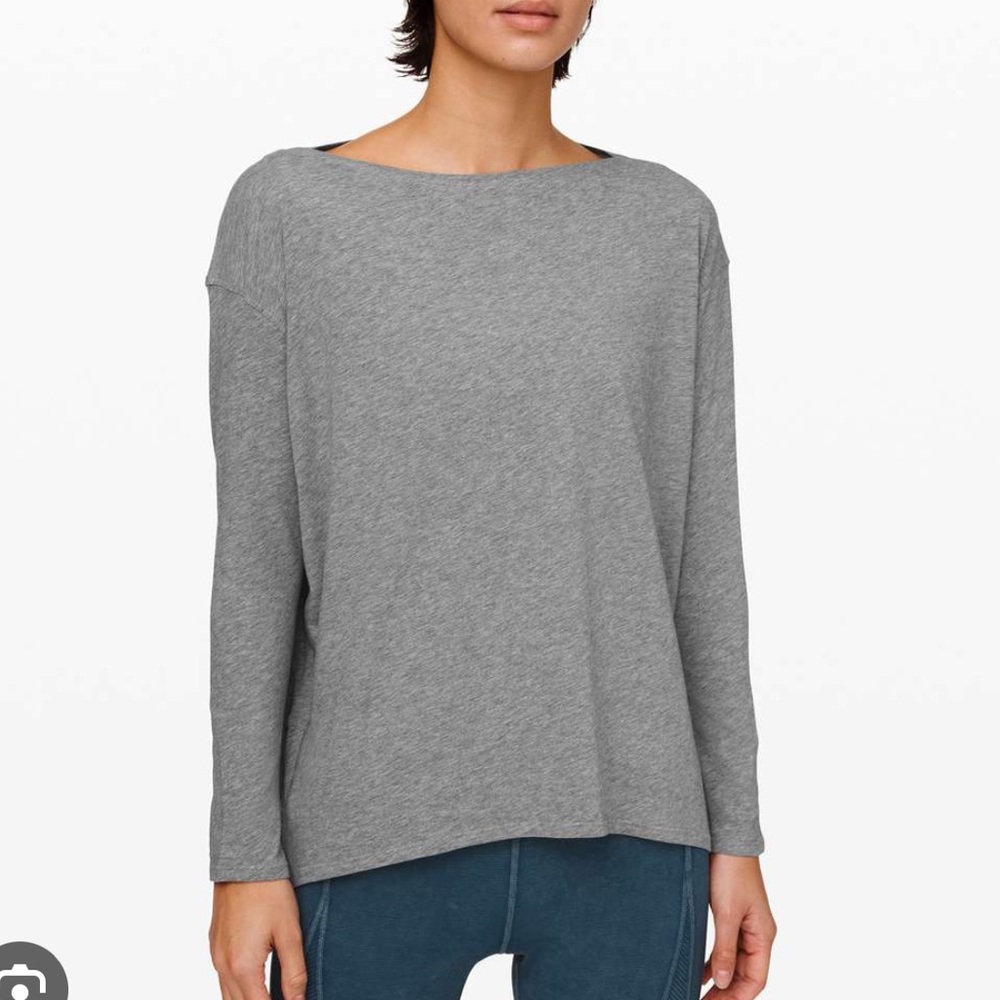 Lululemon Back In Action Top heathered core size 4